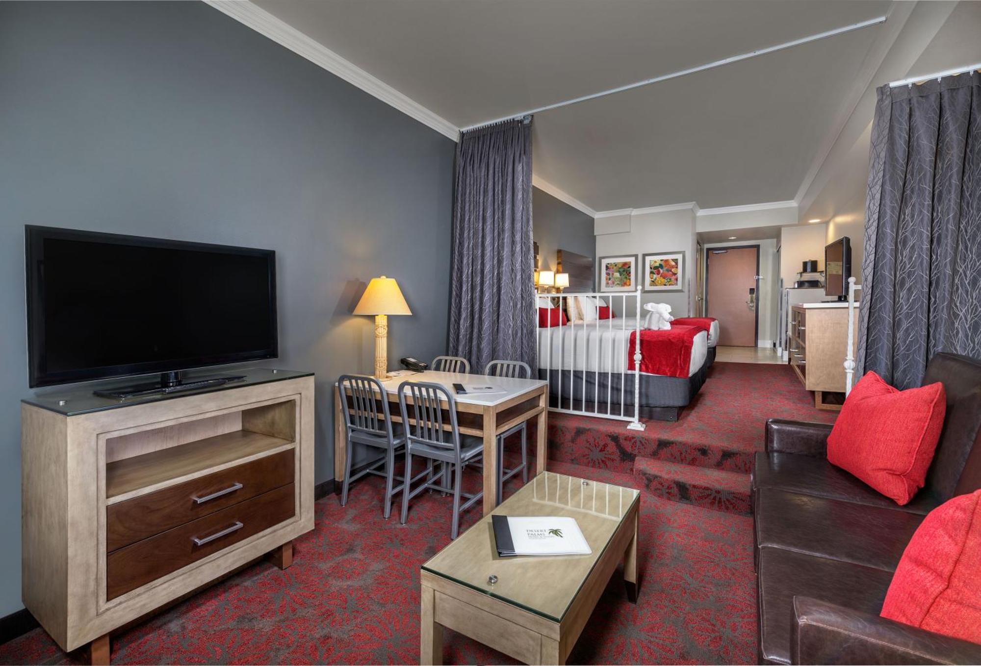 Deluxe Suite